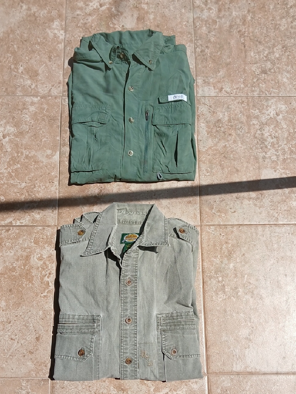 Men's Outdoor Field Hiking Button Down Shirts Cargo & Zipper Pockets